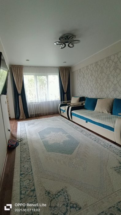 Продам ковёр 2*4 почти новый
