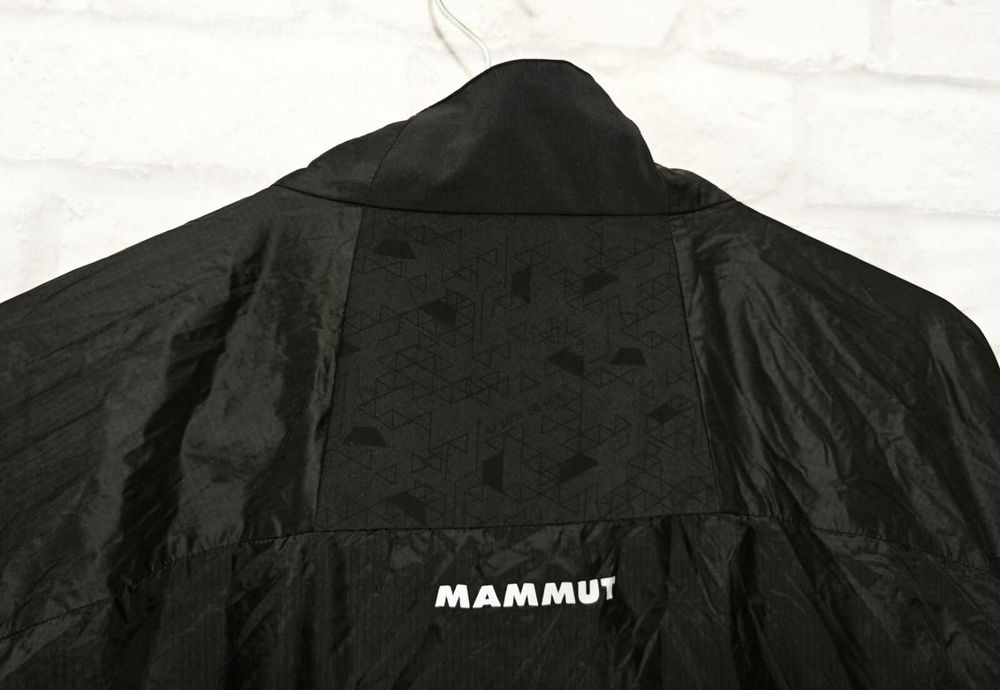 Mammut Оригинално много тънко мъжко яке размер L