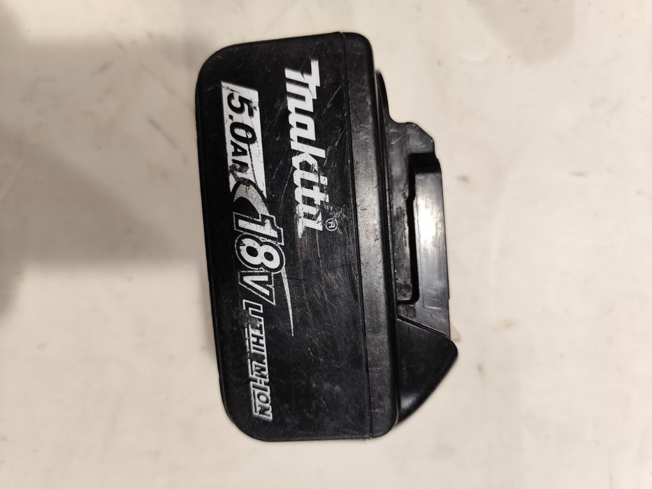 Безчетков удърен акумулаторен винтоверт Макита Makita DHP484 + 5Ah