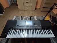 Korg pa600 impecabilă