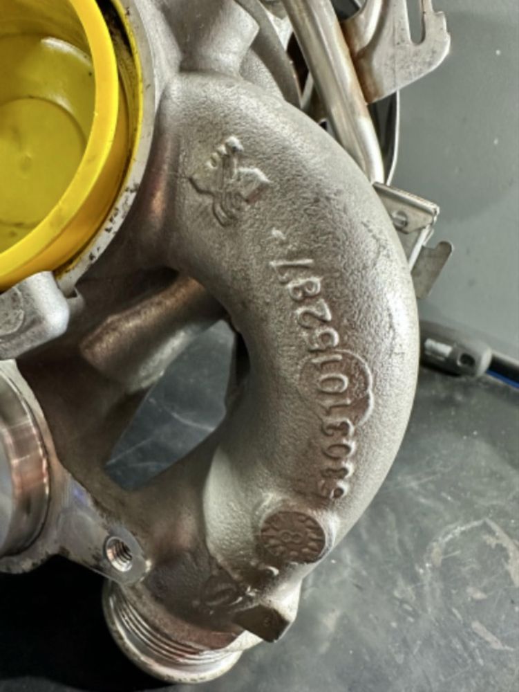 Turbo  turbina 04L253056M Volkswagen Tiguan / Skoda / Audi 2.0 Tdi