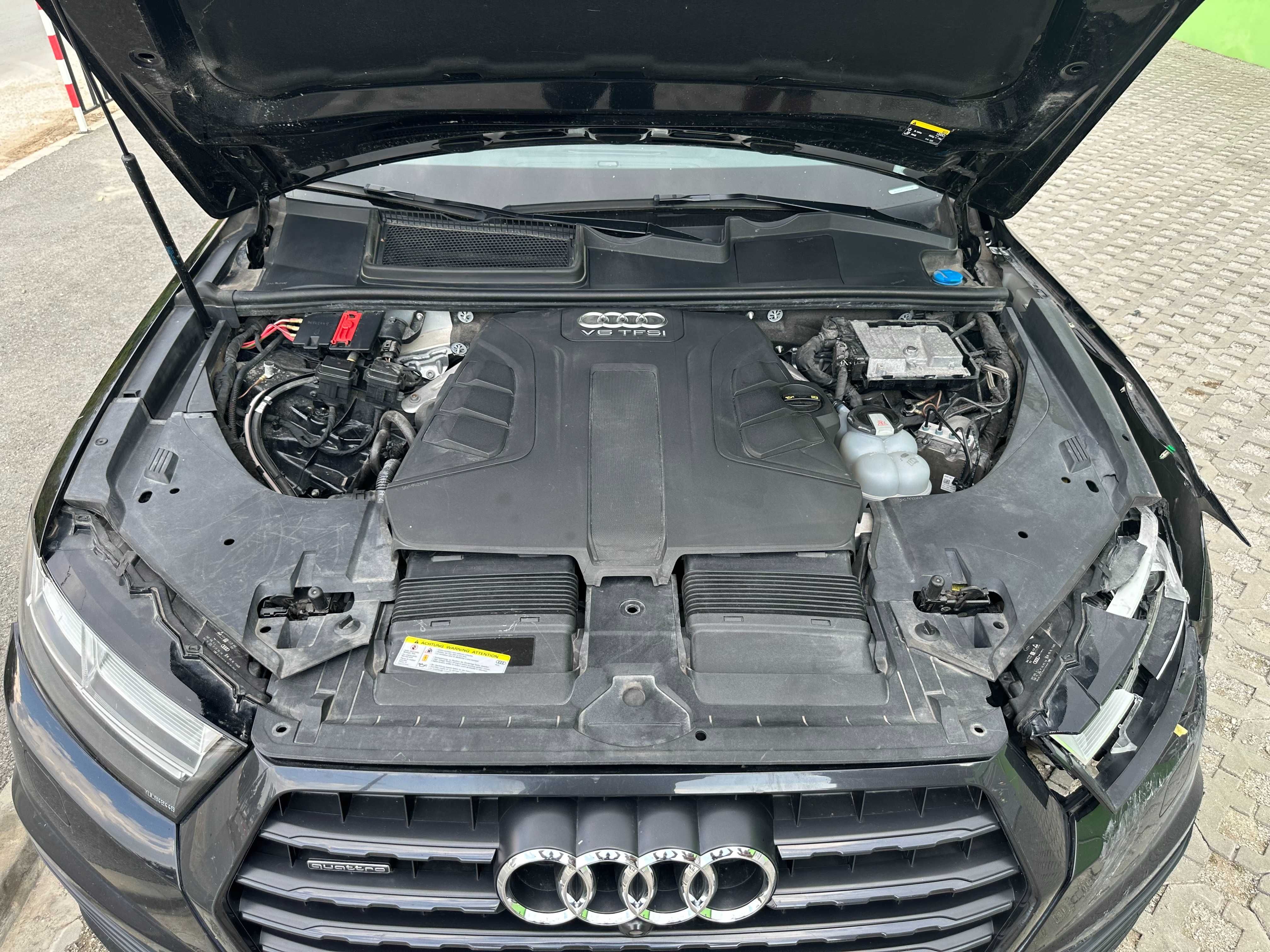 Audi Q7 3.0TFSI На Части