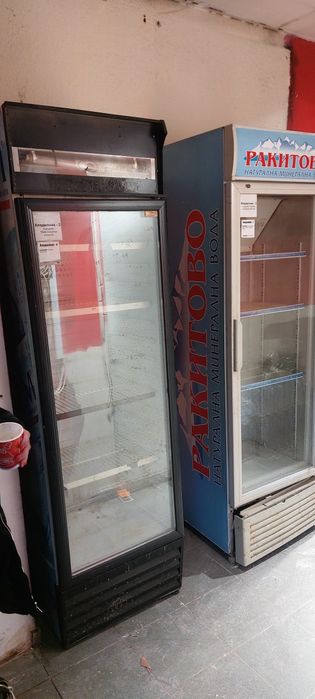 Хладилни витрини 3 бр по 200лв