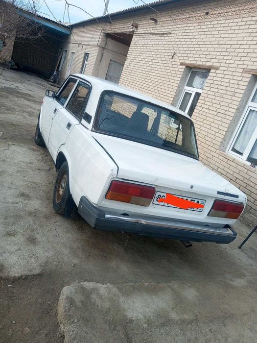 Lada 2107 tezda sotiladi