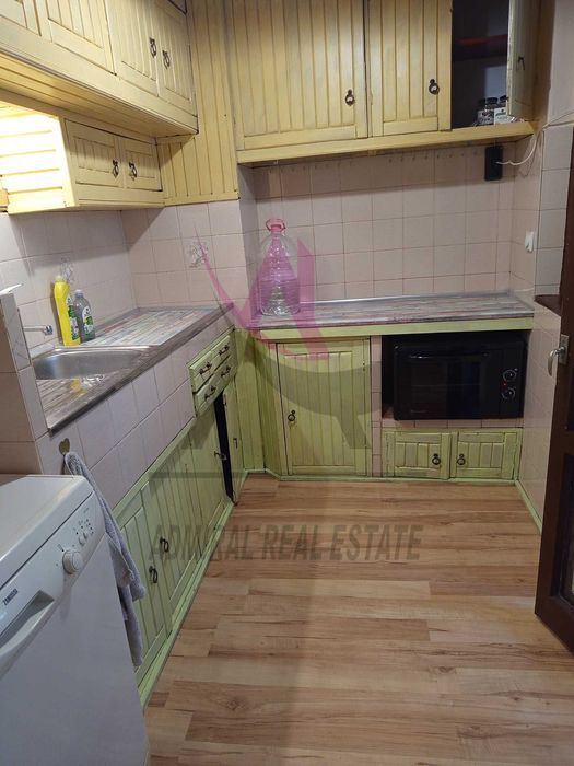 Атрактивна Цена и Локация! Полуобзаведен Четиристаен- Генерали