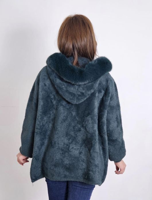 Разкошна жилетка от кашмир и ангора