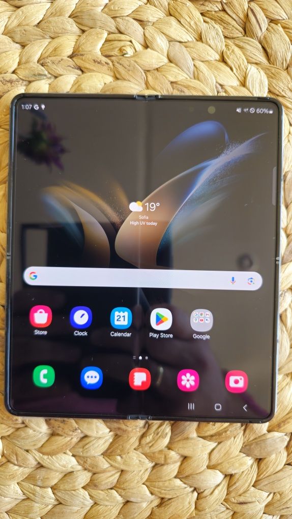 Samsung Z Fold 4