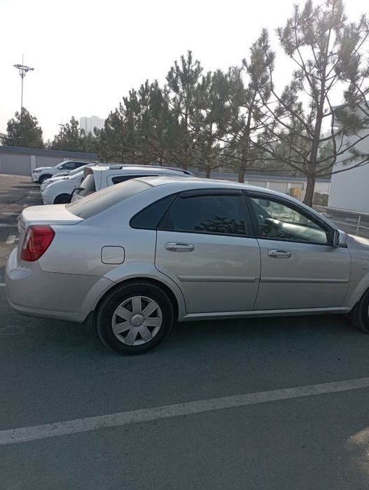 Gentra 2015 серебристый