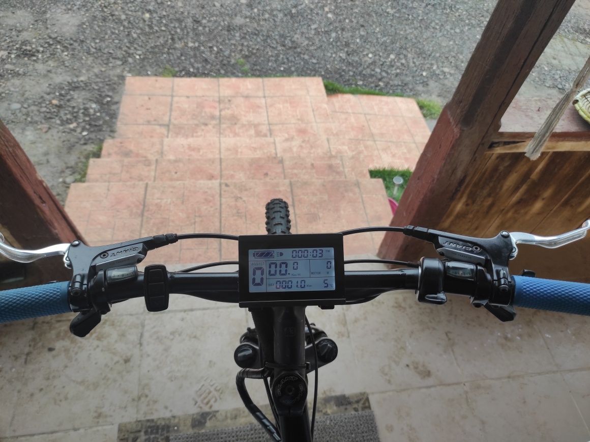 Bicicleta electrica Giant Rainer, kt lcd3, frane hidraulice ,.