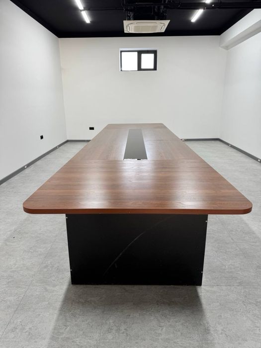 Конференц столы (Переговорный столь)