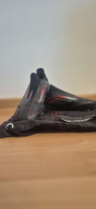 Ghete de fotbal cu crampoane Adidas Performance F50 ELITE LACELESS FIR