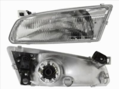 Фара  Toyota Camry