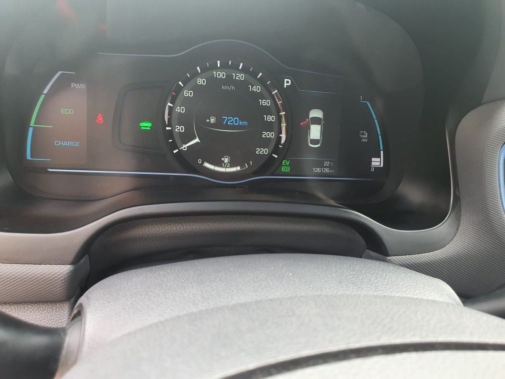 Hyundai Ioniq plug-in hybrid 2018