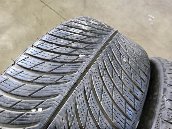 255/35/21 Michelin 2br