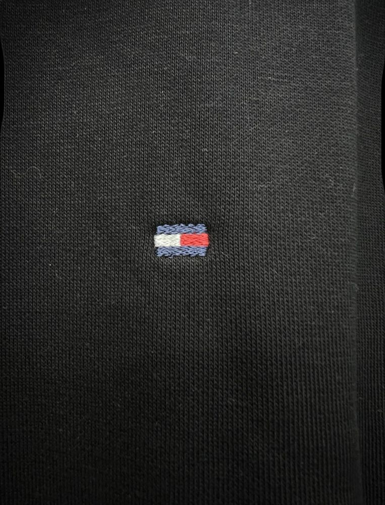 Продается кофта Tommy Hilfiger