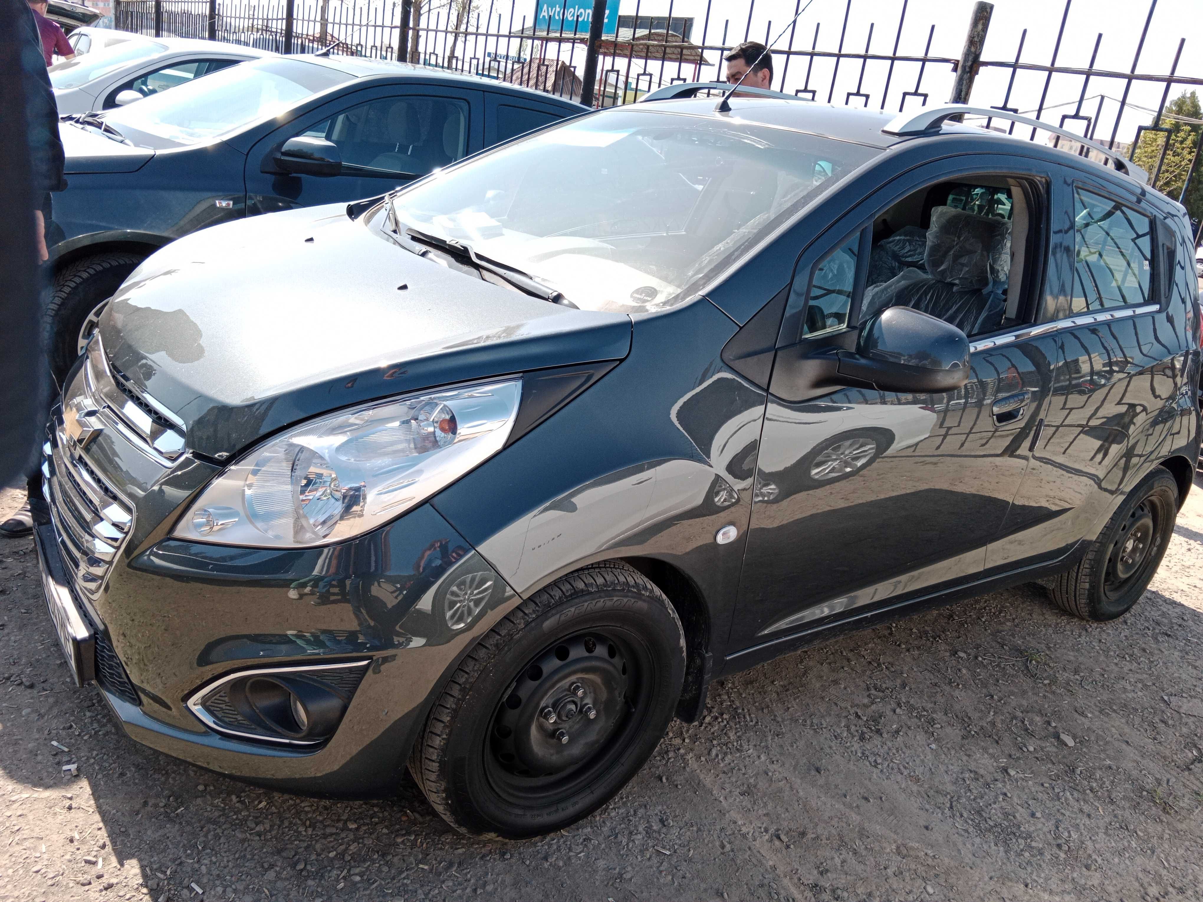 Chevrolet spark 2018 shoshilinch