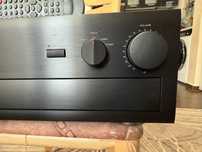 Yamaha AX-1070 Качествен стерео усилвател