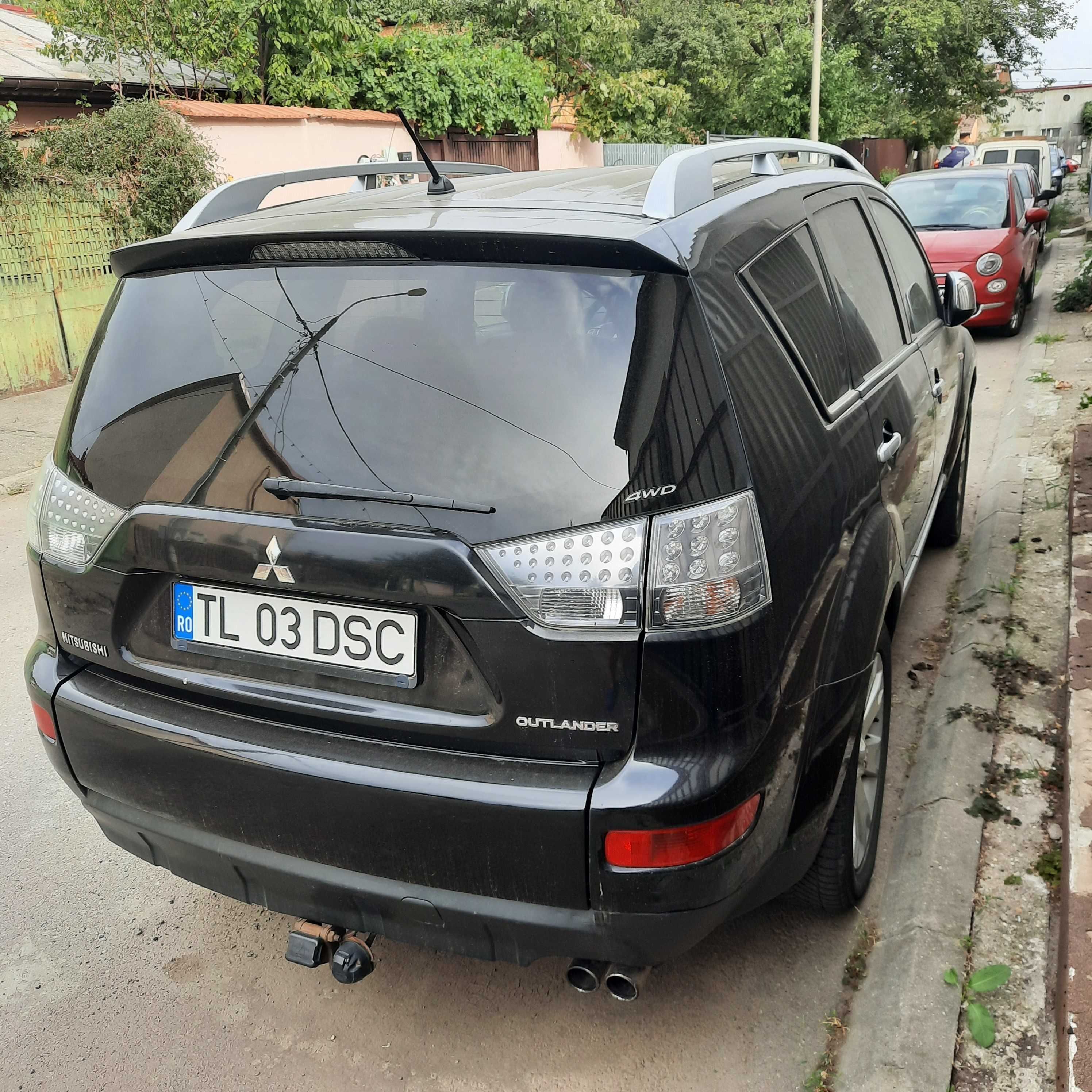 SUV Mitsubishi Outlander 2.2 D-ID Instyle Navi