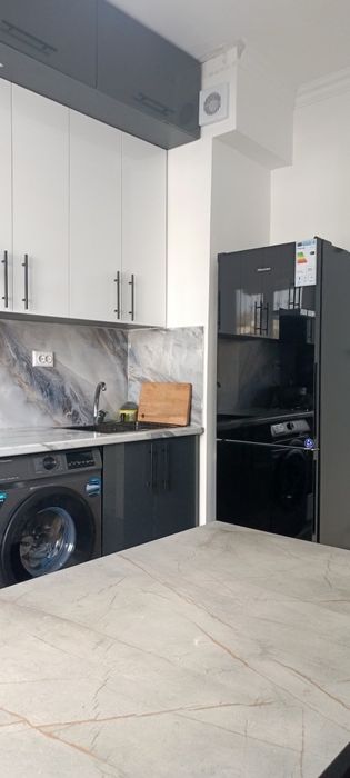 3 xonali kvartira hamma sharoitlari bor