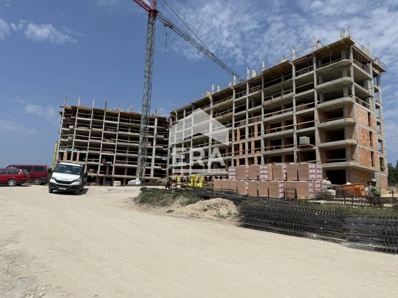 Двустаен ексклузивен апартамент за продажба, в новострояща се сграда Ф