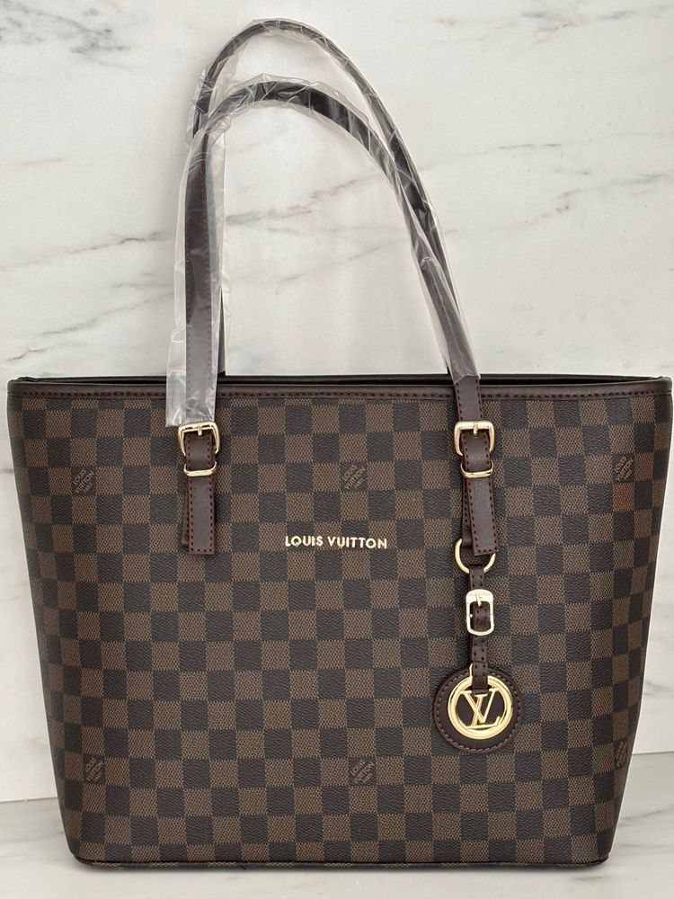 Geanta Michael Kors / Guess