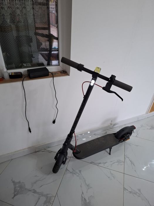 De vânzare trotinetă electrică