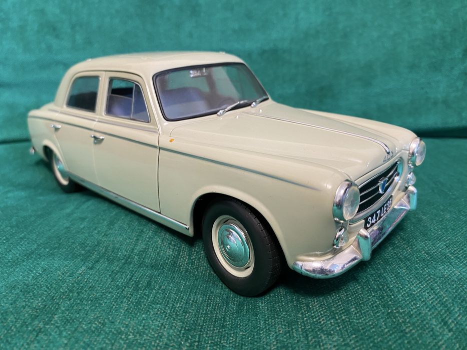 Machete masini clasice 1:18 Solido