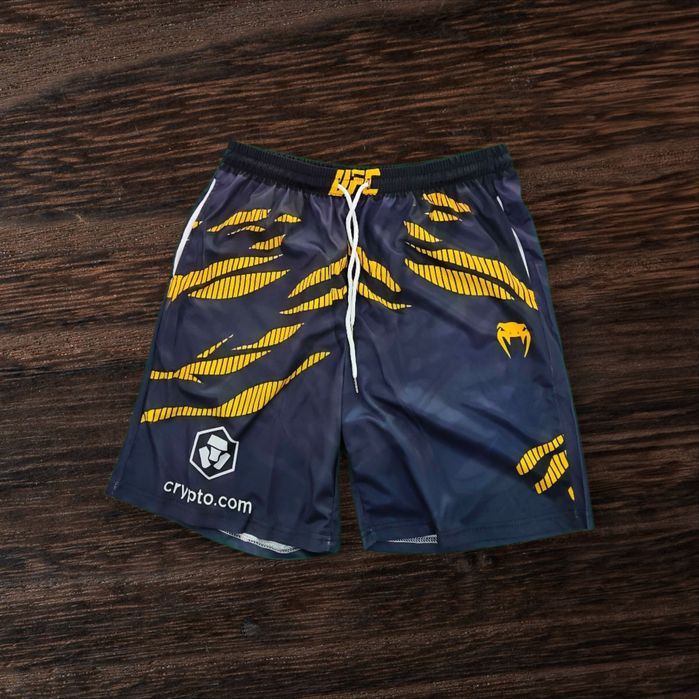 Чисто нов Venum екип