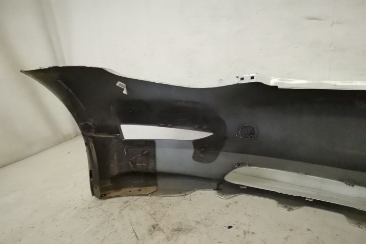 Тесла Модел Y / Tesla Model Y 1 Оригинална предна броня в добро състоя