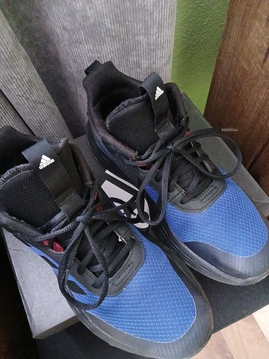 Adidas маратонки ownthegame 2.0
