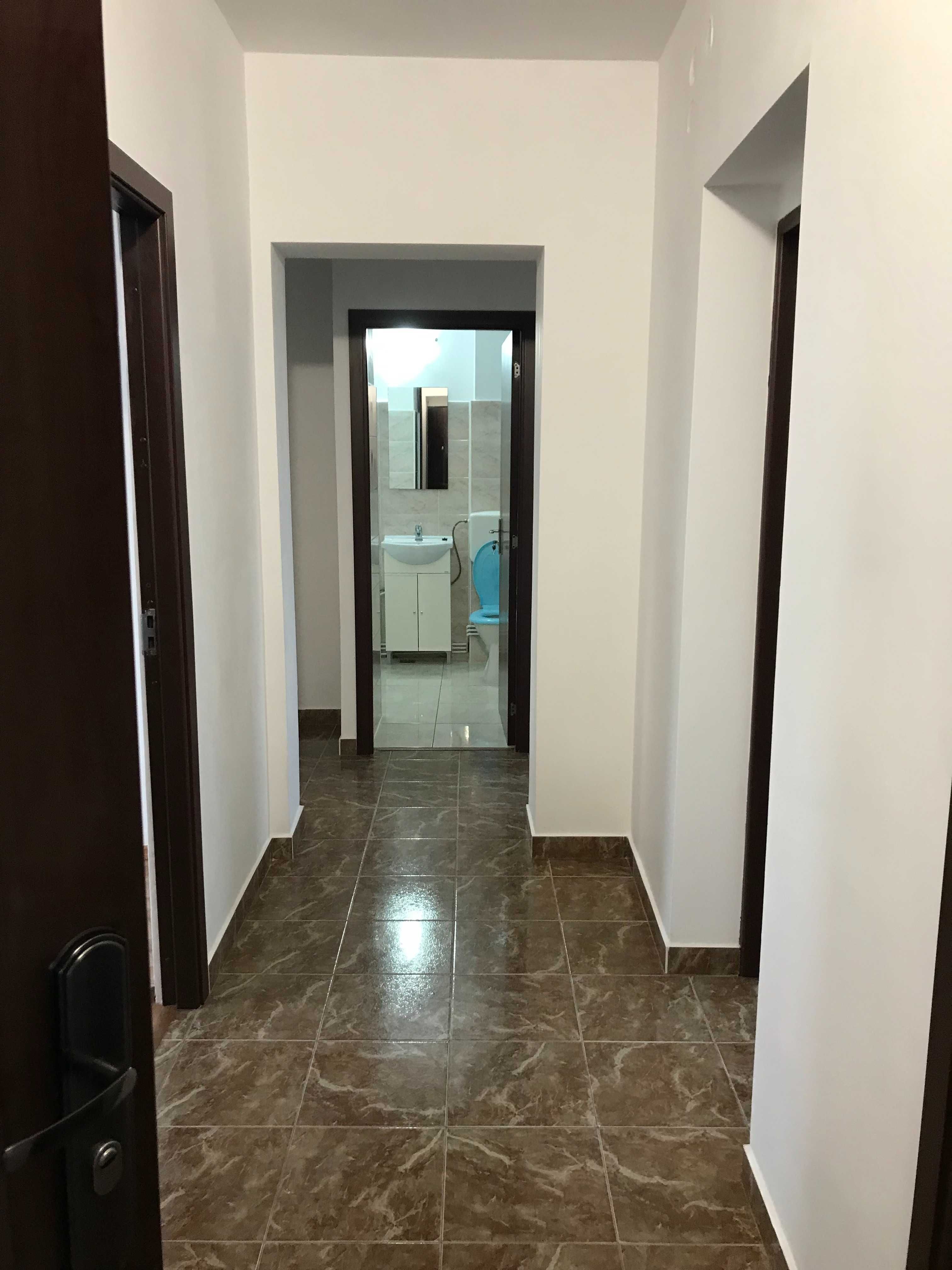 apartament 3 camere de vanzare in Onesti centru judetul Bacau