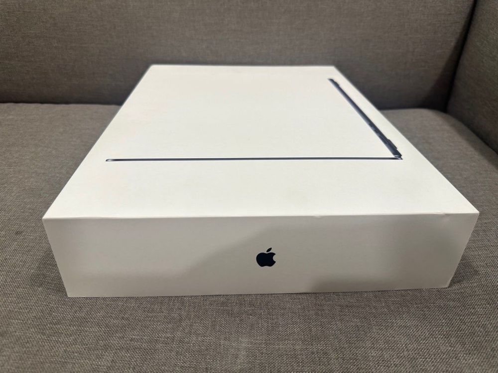 2023 Apple Macbook AiR 15.3 NOU SiGiLAT ! 512GB 8GB 10GPU