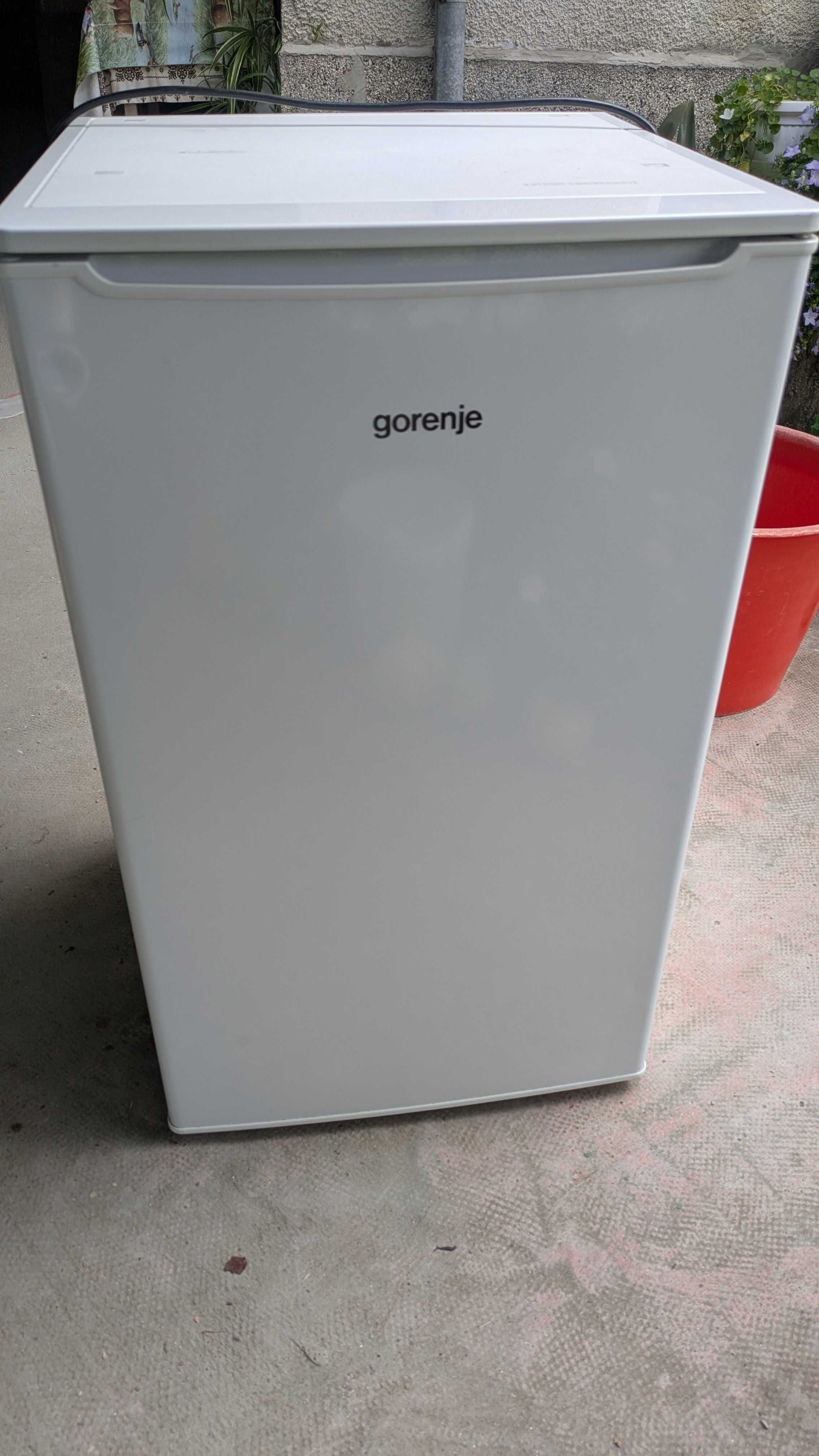 Хладилник с фризерна част Gorenje 96л А+
