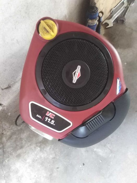 Двигател 11.5 BRIGGS & STRATTON