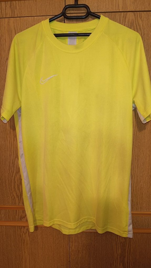Мъжка тениска Nike Academy 19
