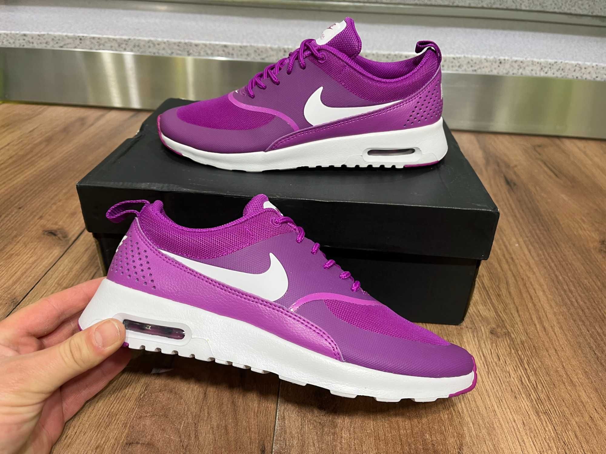 ОРИГИНАЛНИ *** Nike Air Max Thea / Purple White