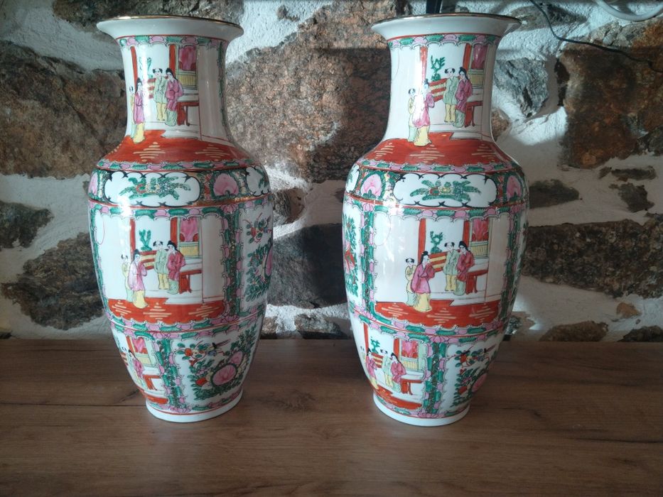 Продавам огромни антикварни Японски вази Сатцума