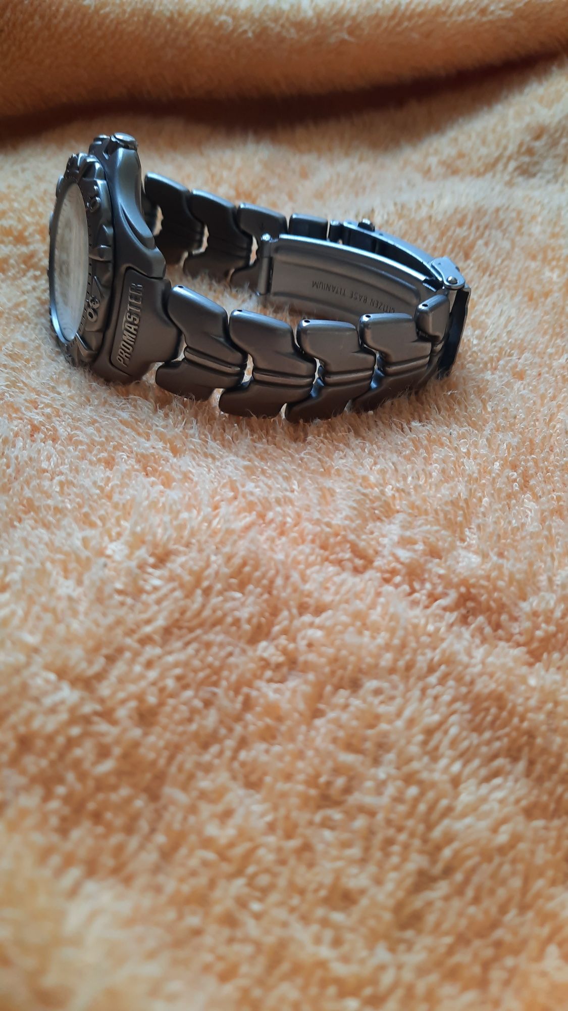 Citizen titanium 200 M