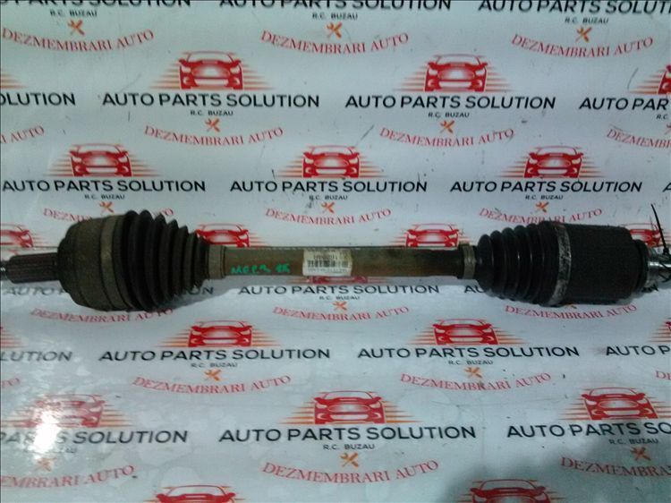 planetara stanga renault megane 3 1.5dci an fabr. 2011
