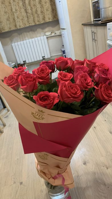 Продаю букет из роз, красивые, свежие цветы