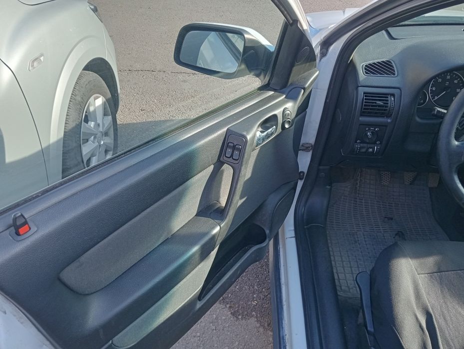 Opel Astra g 1,7 diesel.1000 € negociabil