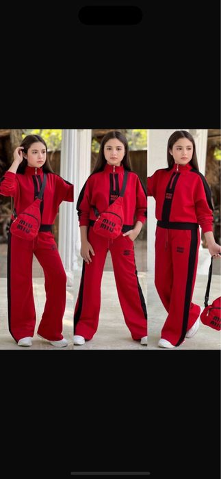 Продам новый турецкий спортивный костюм ,ростовка до 164 см