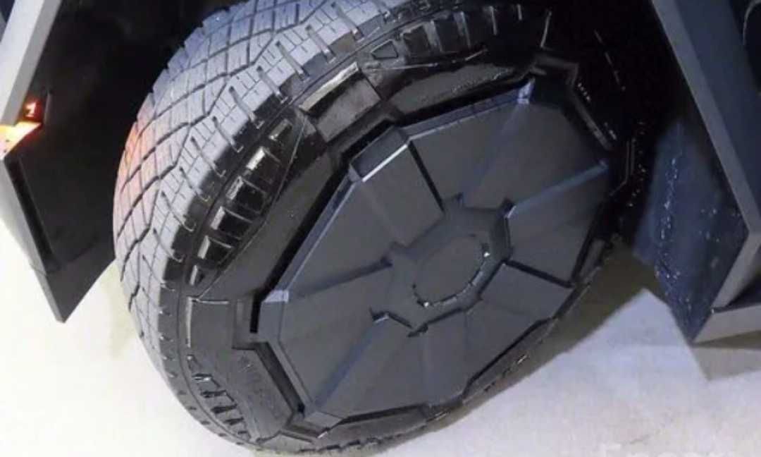 Tesla Cybertruck Cyberbeast