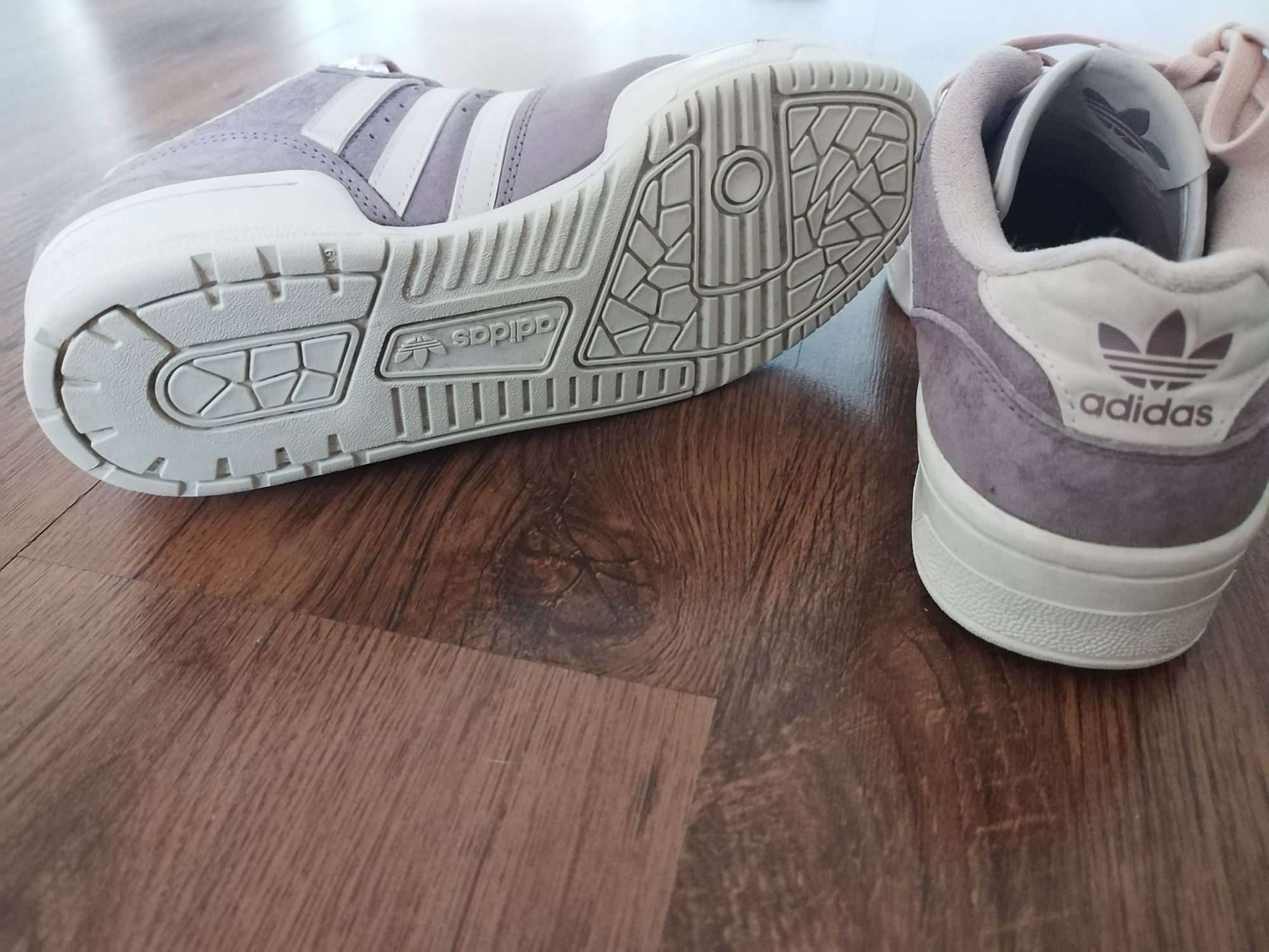 Кецове Adidas  40