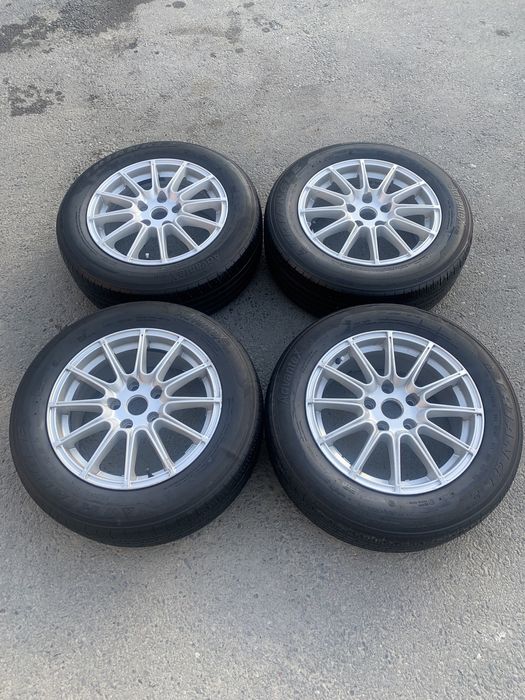 Продам новую титанку с шиной р16