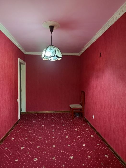 4 x kvartira sotiladi tezda 1 etaj