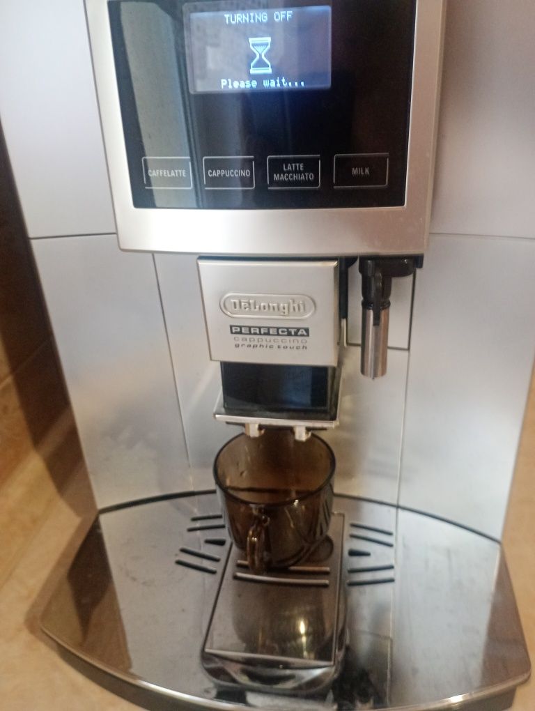 Кафе автомат Delonghi Perfecta 5600