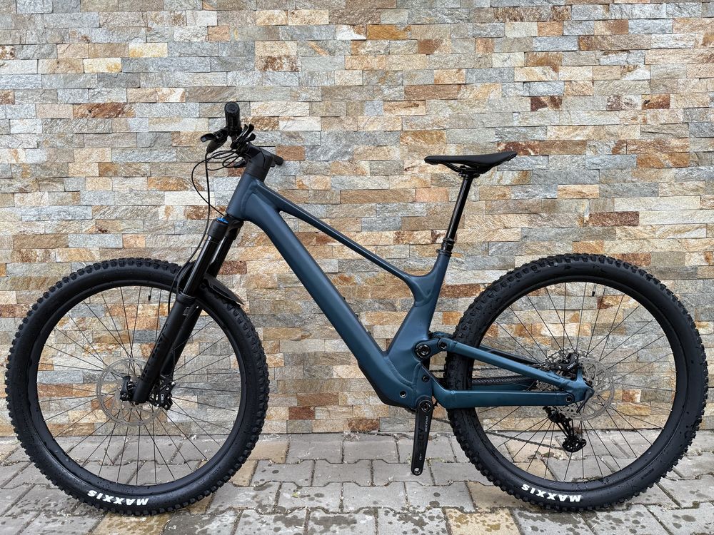 НОВ! 2025 Scott Genius 930 МТБ планински велосипед