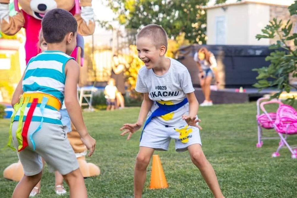 Организиране на детски игри за рожден ден, завършване, детска градина