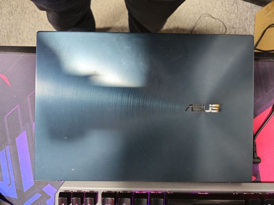 Asus zenbook pro 14 duo